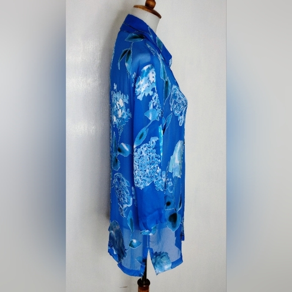 SHEER CUT VELVET BLUE ROSES BLOUSE - Picture 3 of 12